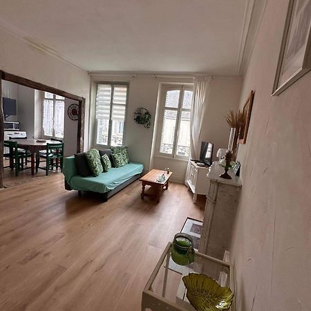 Le Compostelle Appartement Issoudun Buitenkant foto