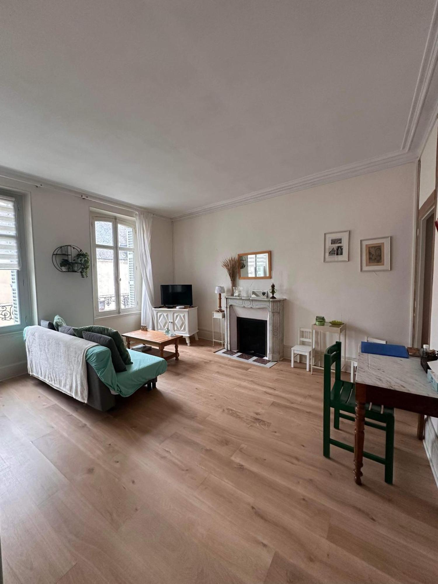 Le Compostelle Appartement Issoudun Buitenkant foto