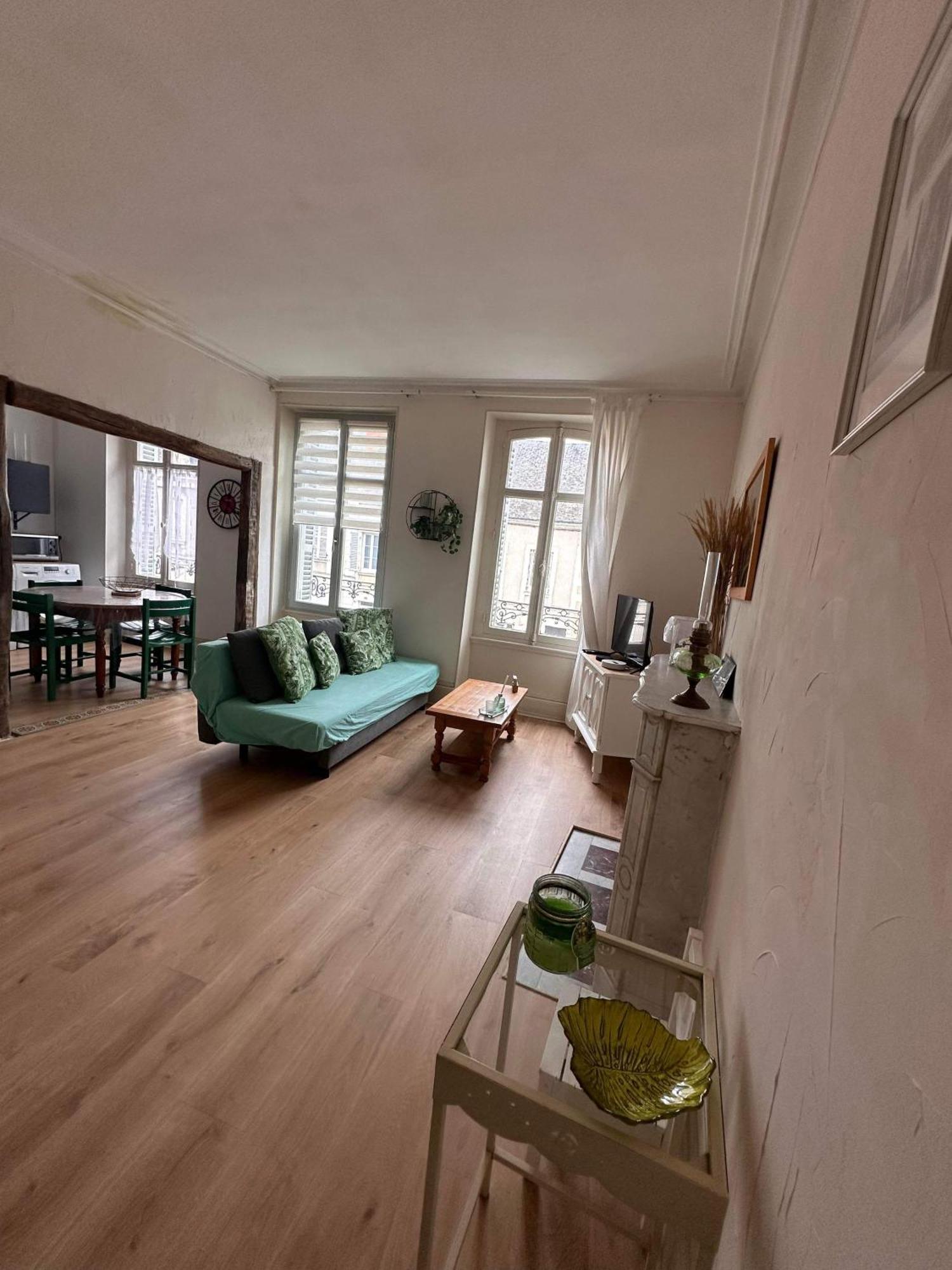 Le Compostelle Appartement Issoudun Buitenkant foto